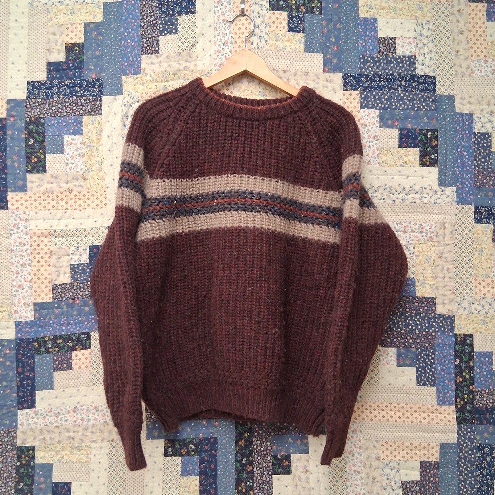 Vintage Gaeltarra Mayo Ireland Handloomed Irish Wool Sweater 42 Maroon Striped